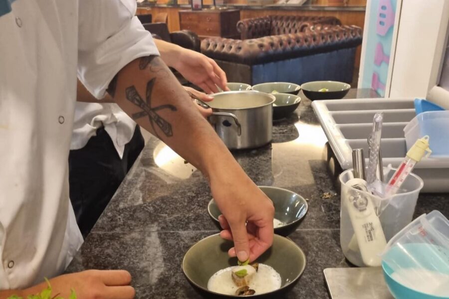 Nieuwe Kitchen Skills-training bij PI Dordrecht: koken aan een betere toekomst