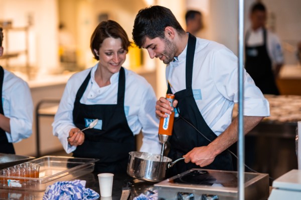 Horeca Academie introduceert unieke aanvulling op de opleiding Zelfstandig Werkend Kok: gratis Leermeestertraining én examen